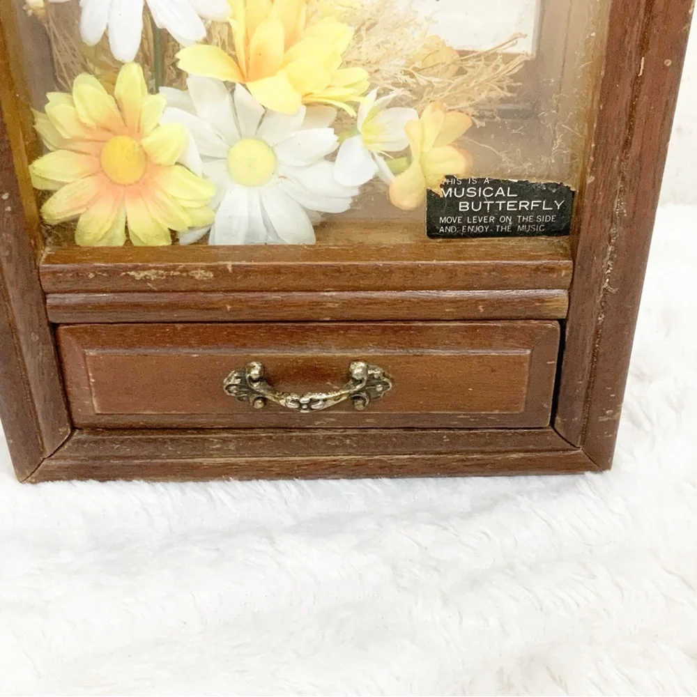 Vintage 1978 George Good Flying Butterfly Mirror Musical Jewelry Shadow Box